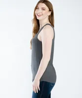 textured knit v neck tank - ela