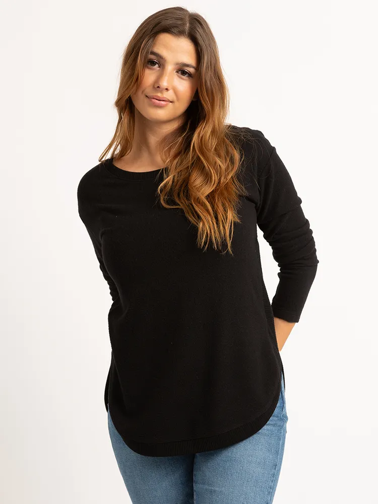 logan core scoop neck long sleeve