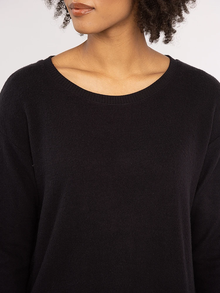 logan scoop neck top