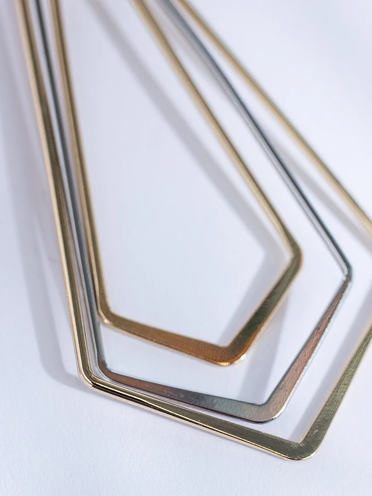 geo shaped earring