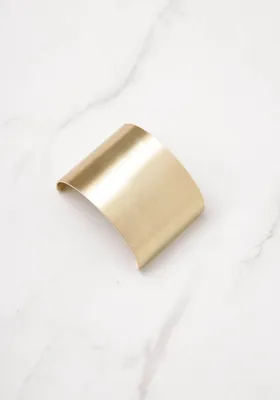 ponytail holder with gold cuff