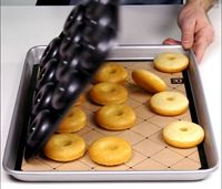RICARDO – Donut mould