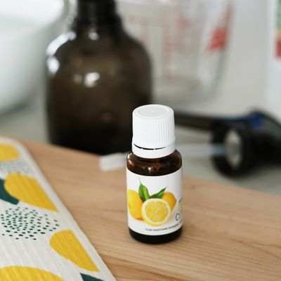 Essential oil – Lemon zest