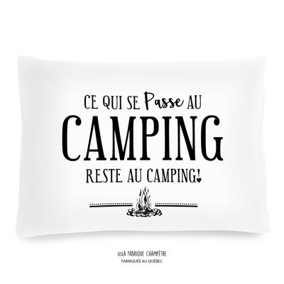 Text cushion – Ce qui se passe au camping…