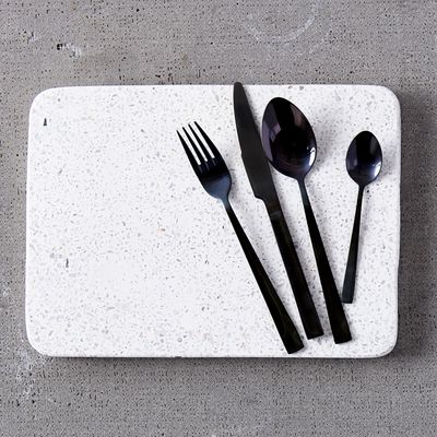 16-piece black cutlery set