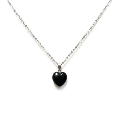 Necklace – Black heart pendant