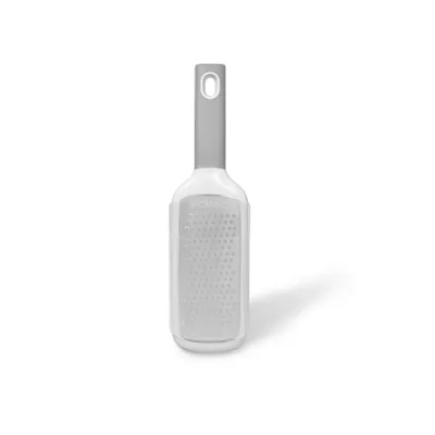 Medium grater with angled handle