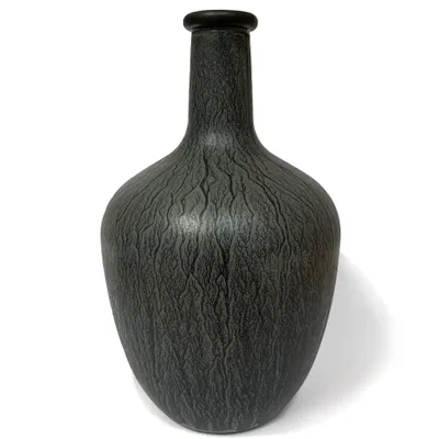 Vase boule noire – Sofia