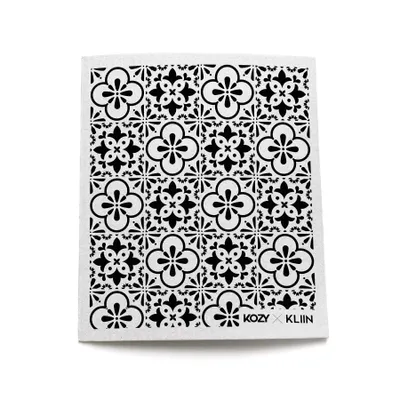 Reusable sponge cloth – Black and white mosaic