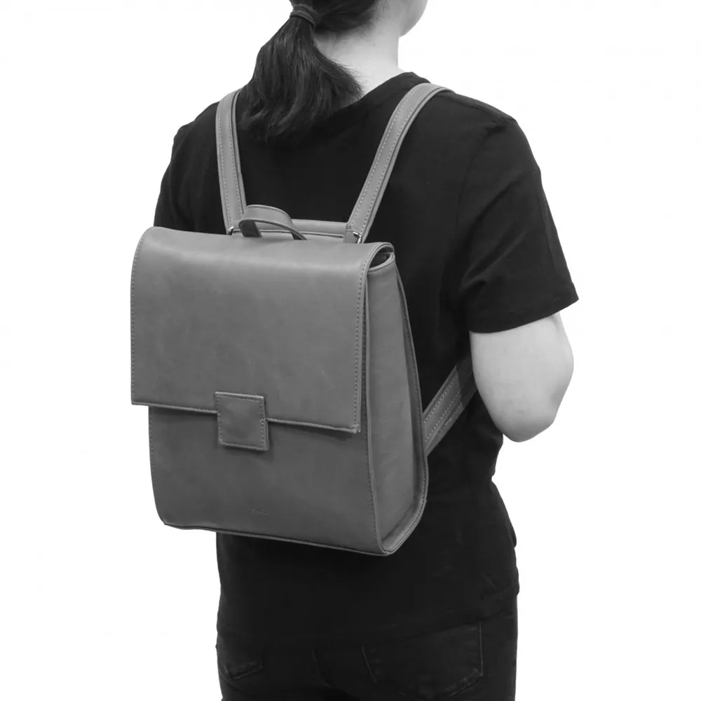 Sac à dos convertible noir – Amara