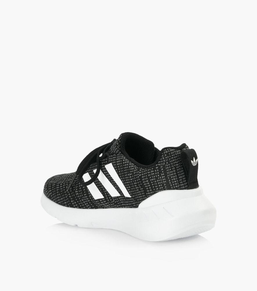 ADIDAS SWIFT RUN 22 C