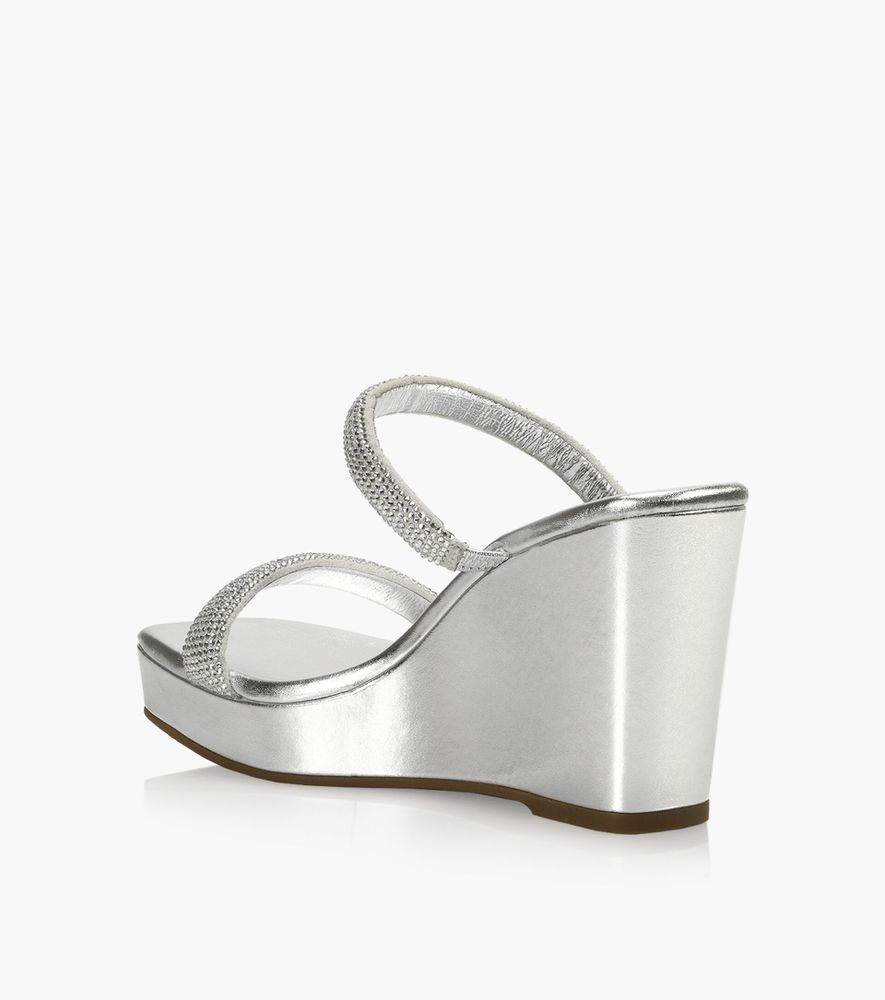 WISHBONE QUEENIE - Silver Synthetic | BrownsShoes