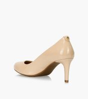 MICHAEL KORS JENNA FLEX PUMP | BrownsShoes