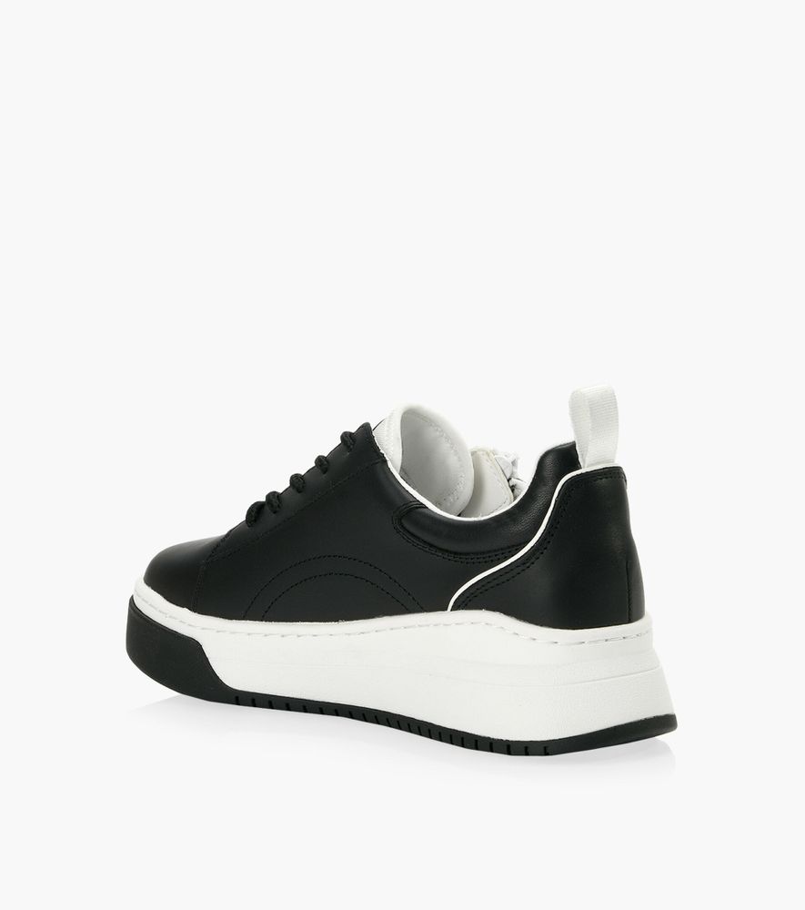 MICHAEL KORS ALEX SNEAKER | BrownsShoes