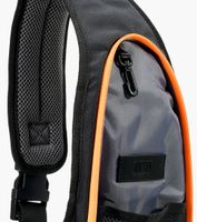 DIESEL COCOON DSL SLING BAG