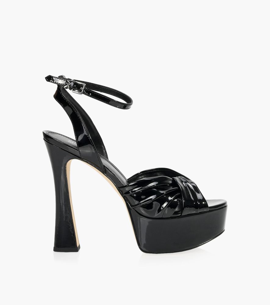 MICHAEL KORS SELENA PLATFORM - Black | BrownsShoes