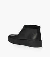 CLARKS WALLABEE CUP BT - Black Leather | BrownsShoes