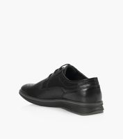 B2 KENSINGTON - Black Leather | BrownsShoes