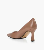 BROWNS COUTURE AMOUR | BrownsShoes
