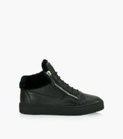 GIUSEPPE ZANOTTI KRISS WINTER - Black Sheepskin | BrownsShoes