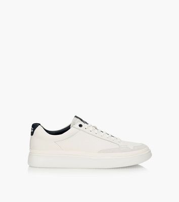 UGG SOUTHBAY SNEAKER LOW - Leather | BrownsShoes