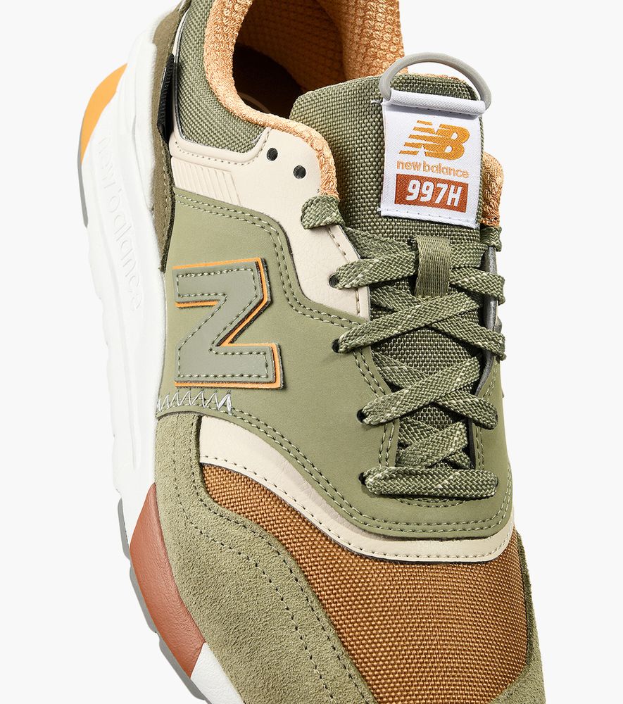 NEW BALANCE 997 - Khaki Fabric | BrownsShoes