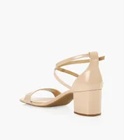 MICHAEL KORS SERENA FLEX SANDAL | BrownsShoes