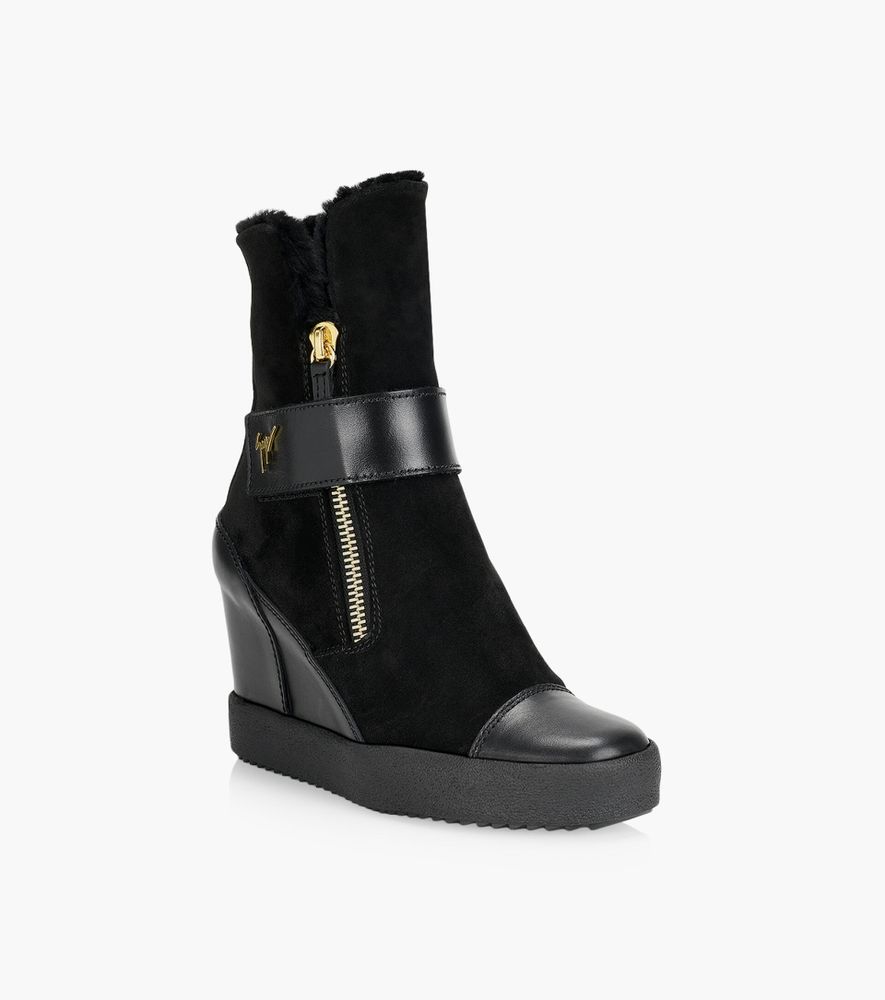 GIUSEPPE ZANOTTI ALETA WEDGE - Black Leather | BrownsShoes