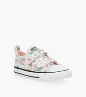 CONVERSE CHUCK TAYLOR ALL STAR 2V RAINBOW CASTLES - White & Colour | BrownsShoes