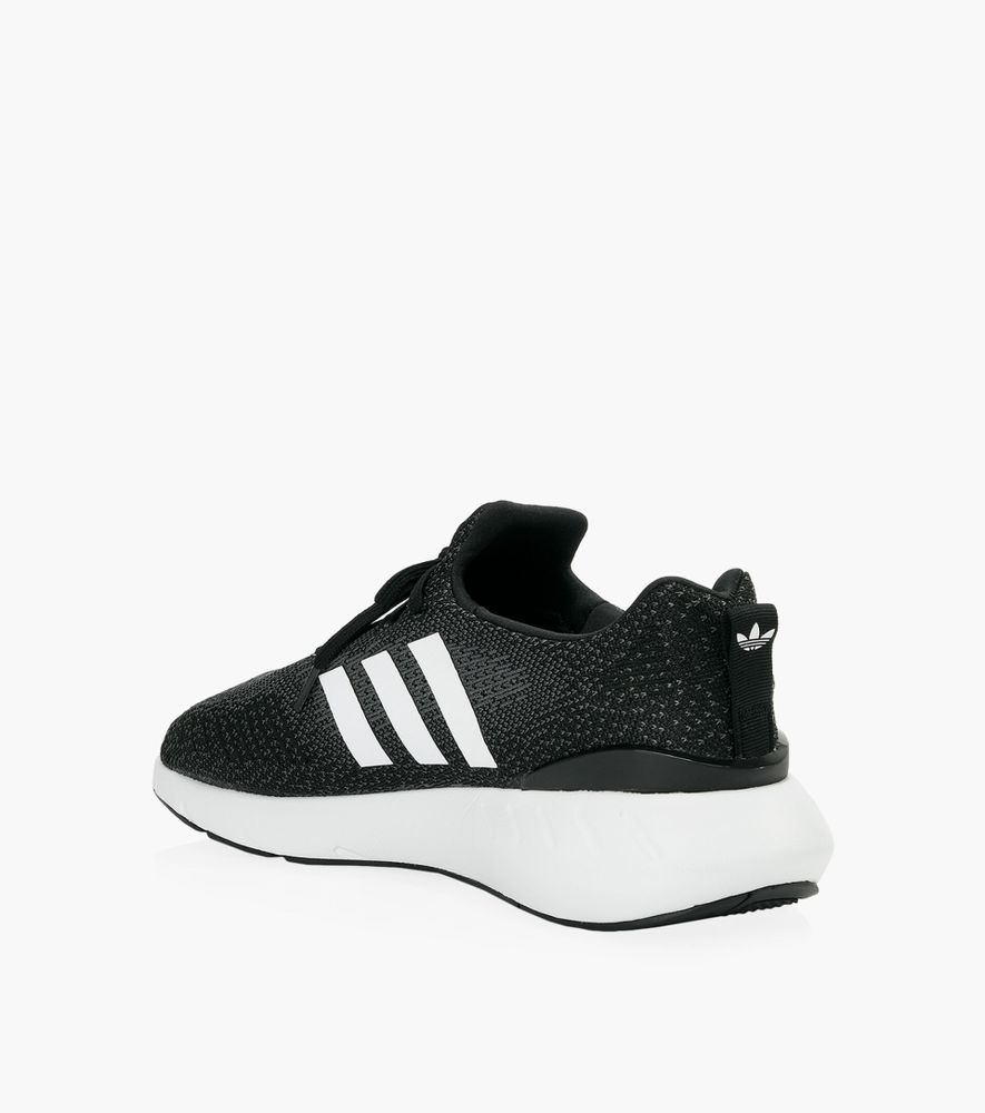 ADIDAS SWIFT RUN 22 SHOES | BrownsShoes