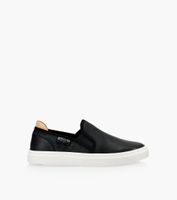 UGG ALAMEDA SLIP ON | BrownsShoes