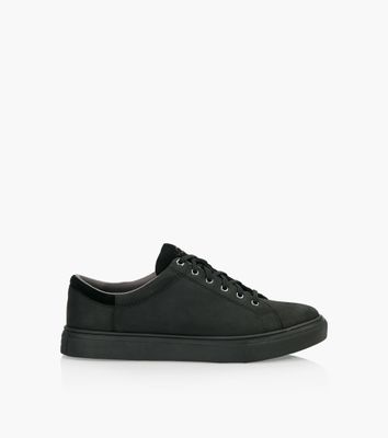 UGG BAYSIDER LOW WEATHER | BrownsShoes