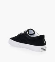 LACOSTE JUMP SERVE 222.1 - Black | BrownsShoes