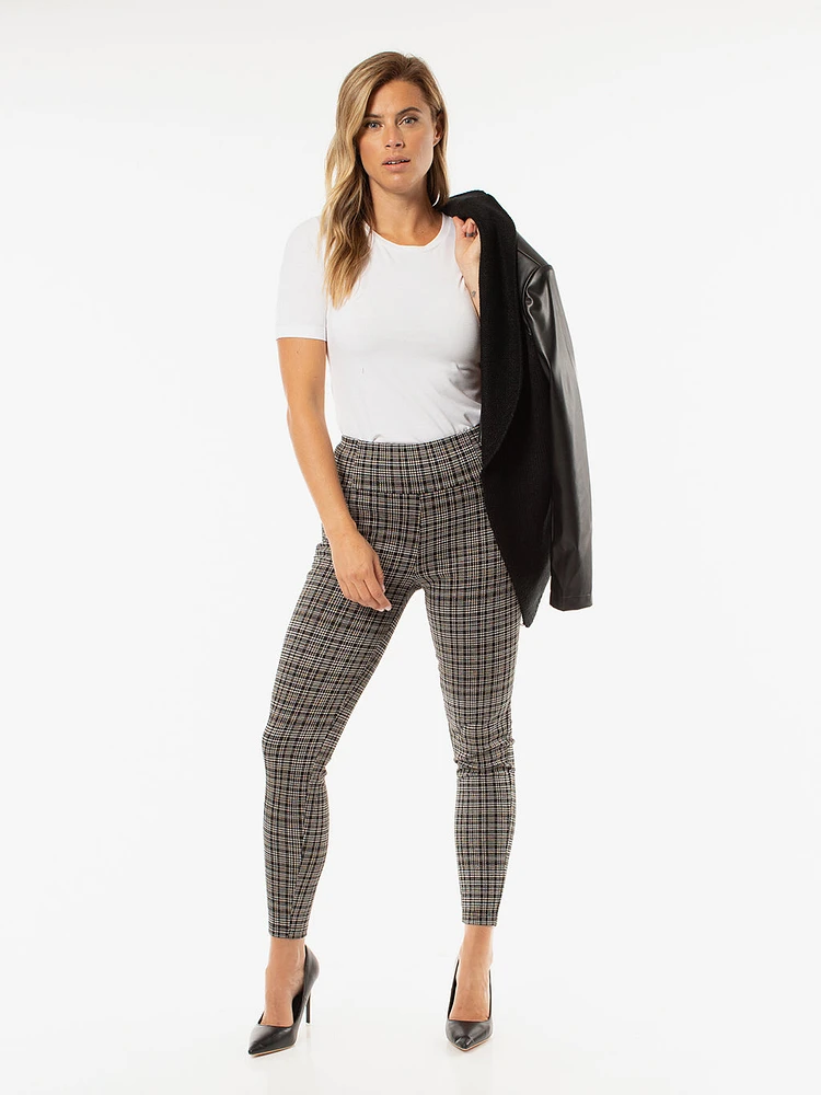 Straight casual pull-on pant