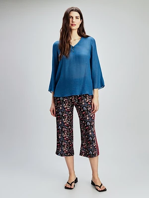 3/4-sleeve blouse