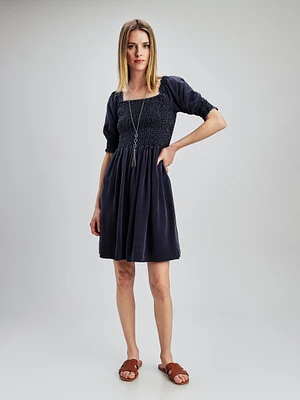 Robe courte