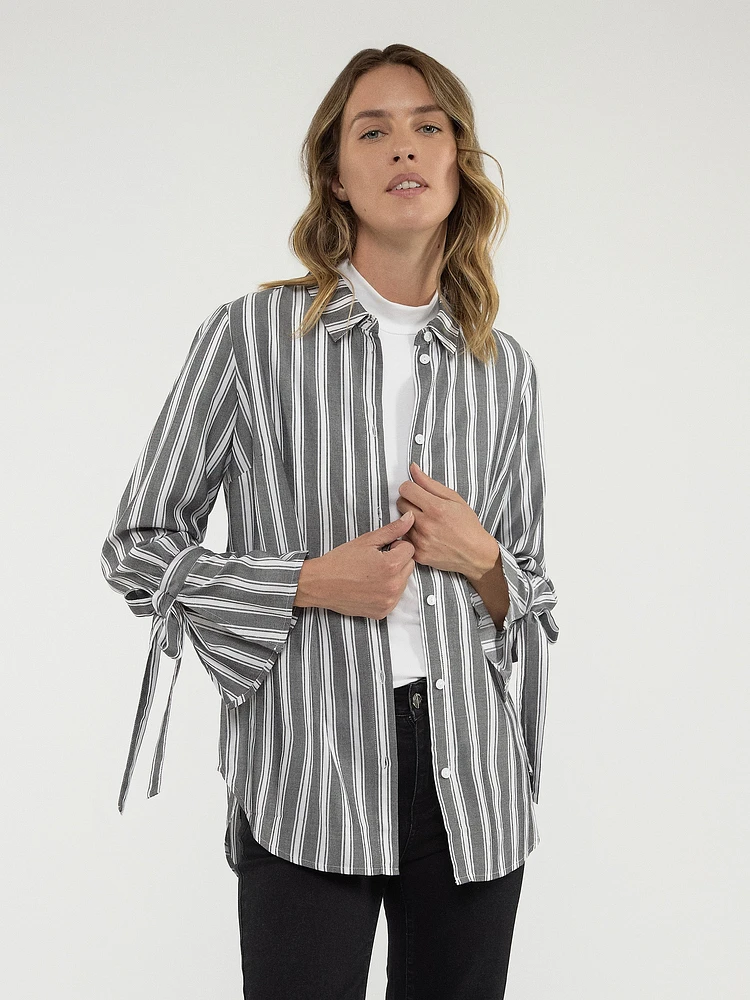 Striped overshirt with three-quarter sleeves