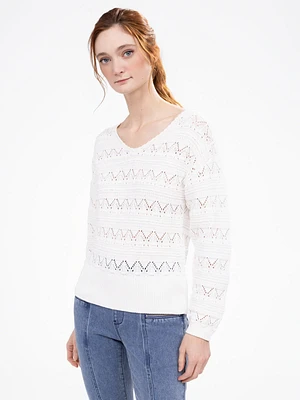 Cropped semi-fitted pullover sweater