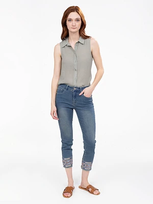 Fitted skinny denim capri