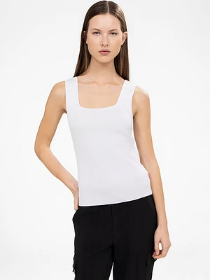 Sleeveless fitted cropped pullover sweater