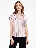 Blouse semi-ajustée à manches courtes avec boutons