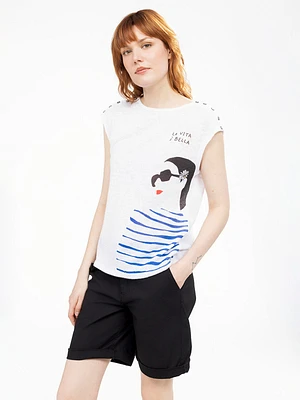 Short-sleeve semi-fitted t-shirt
