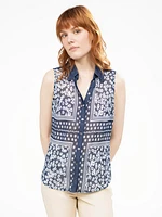 Blouse sans manches semi-ajustée avec boutons