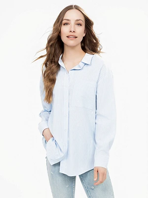 Loose tunic with buttons