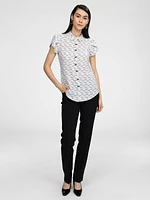 Blouse semi-ajustée à manches courtes avec boutons
