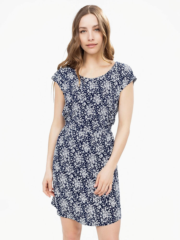Robe ligne A semi-ajustée en tricot