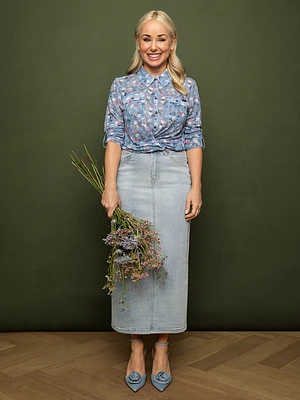 Blouse semi-ajustée à manches longues avec boutons