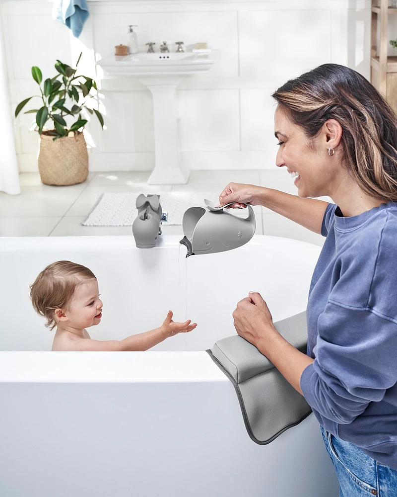 Moby Waterfall Bath Rinser - Grey