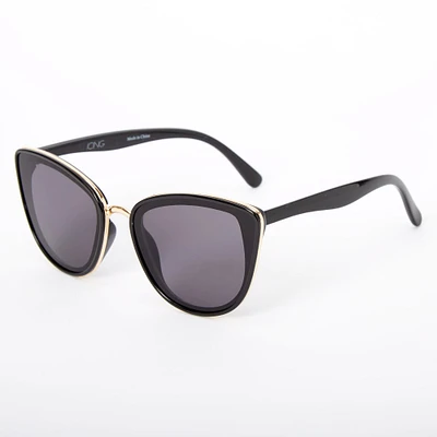 Chic Mod Black Cat Eye Sunglasses