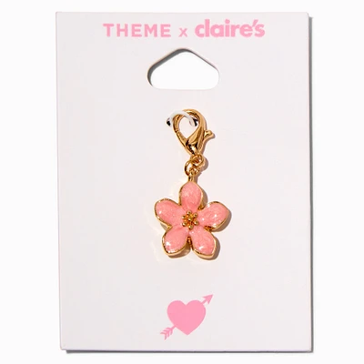 T H E M E x Claire's Pink Flower Charm